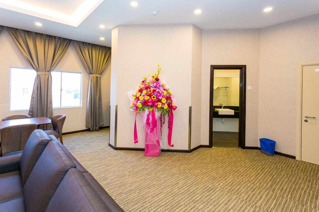 Icon Hotel Segamat Εξωτερικό φωτογραφία