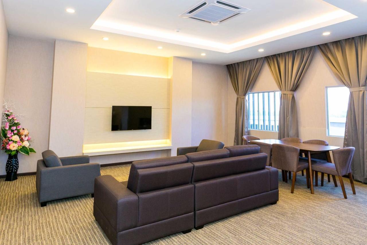 Icon Hotel Segamat Εξωτερικό φωτογραφία